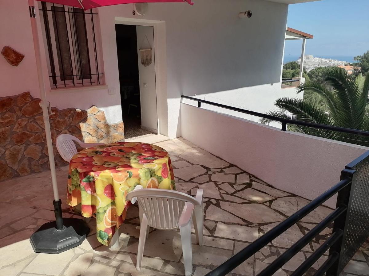 Apartamentos Panoramica Peniscola Luaran gambar