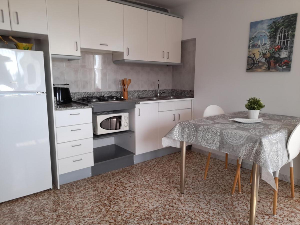 Apartamentos Panoramica Peniscola Luaran gambar