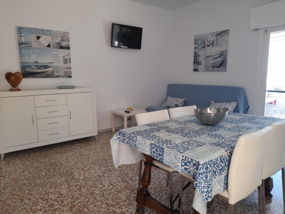 Apartamentos Panoramica Peniscola Luaran gambar