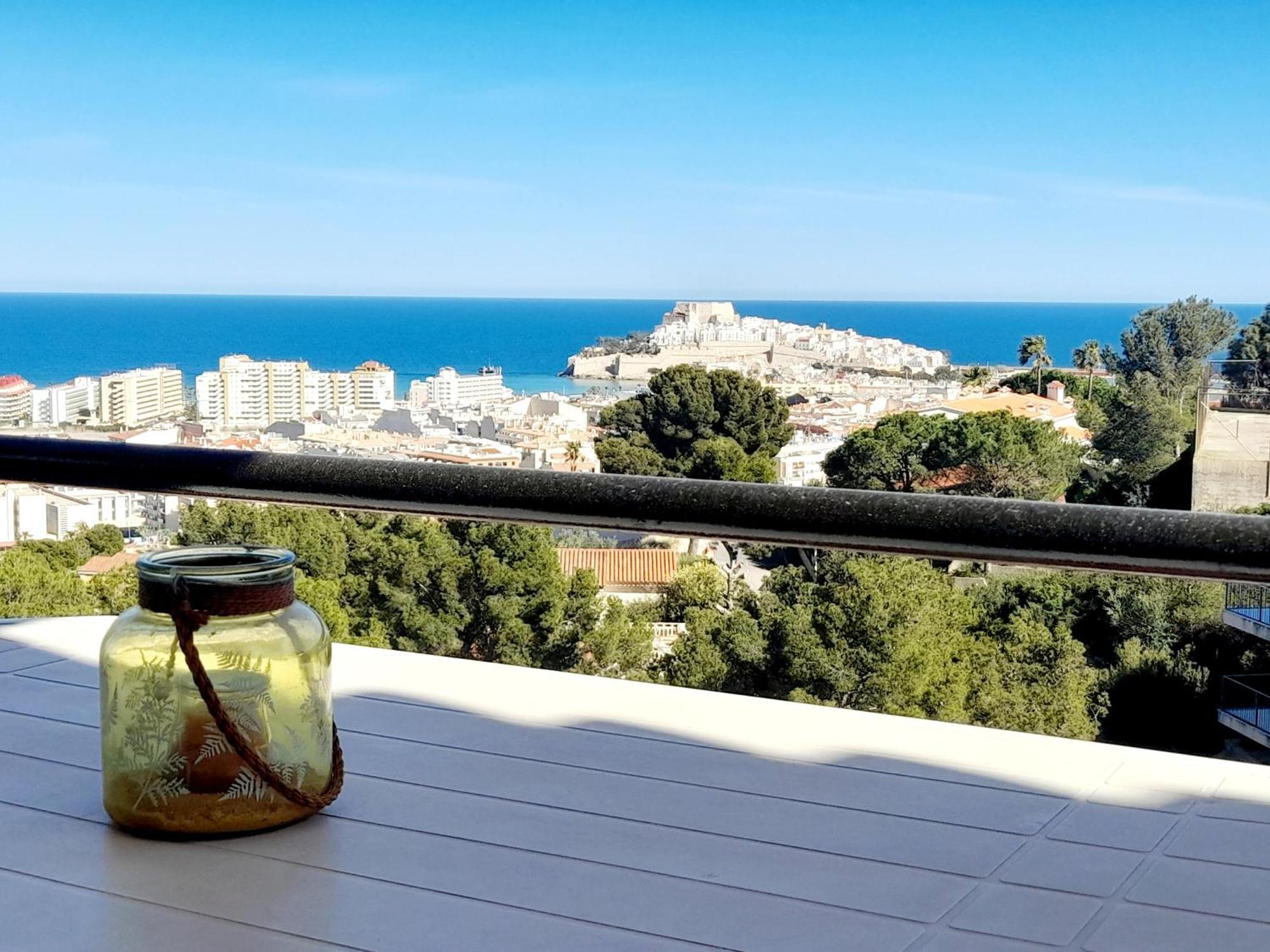 Apartamentos Panoramica Peniscola Luaran gambar